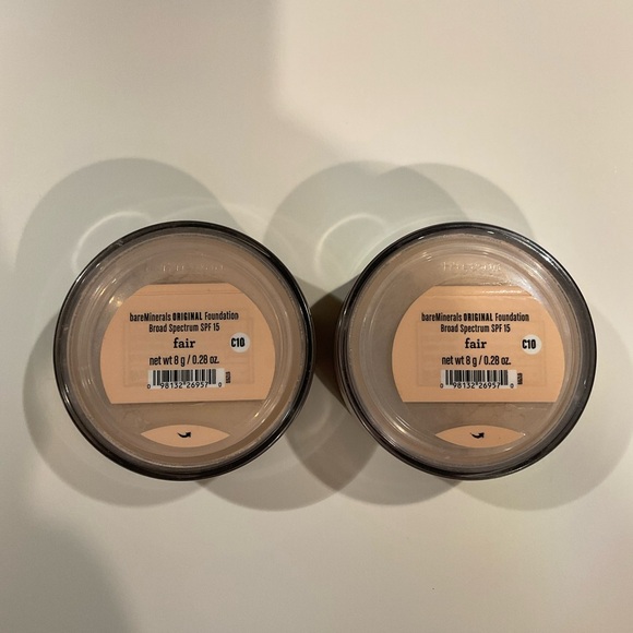 Bare Minerals Foundation (Fair) - Picture 2 of 3
